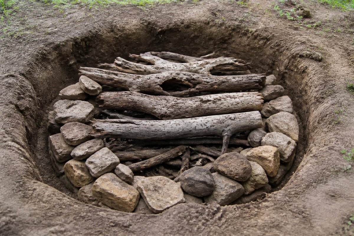 Bâtir un hibernaculum efficace en 4 étapes clés 🛠️